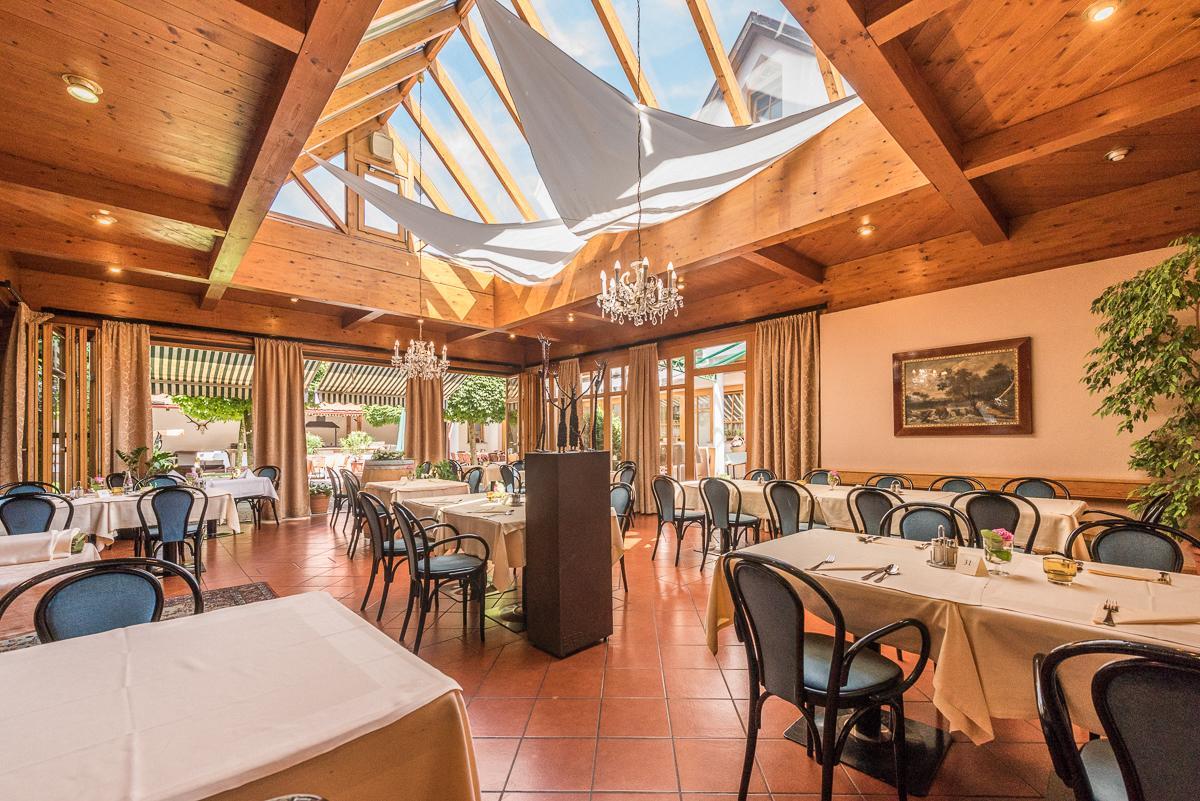 Gasthof Zum Hirschen Burgau Bagian luar foto