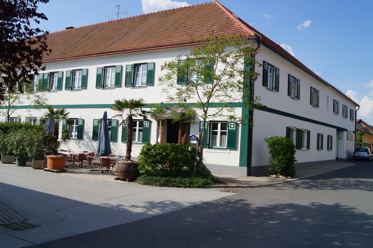Gasthof Zum Hirschen Burgau Bagian luar foto